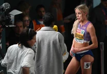 Keely Hodgkinson, campeona olímpica británica de 800 metros, en una foto de archivo durante una competencia.