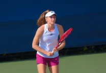 Elena Rybakina celebrando un punto durante el US Open 2026.