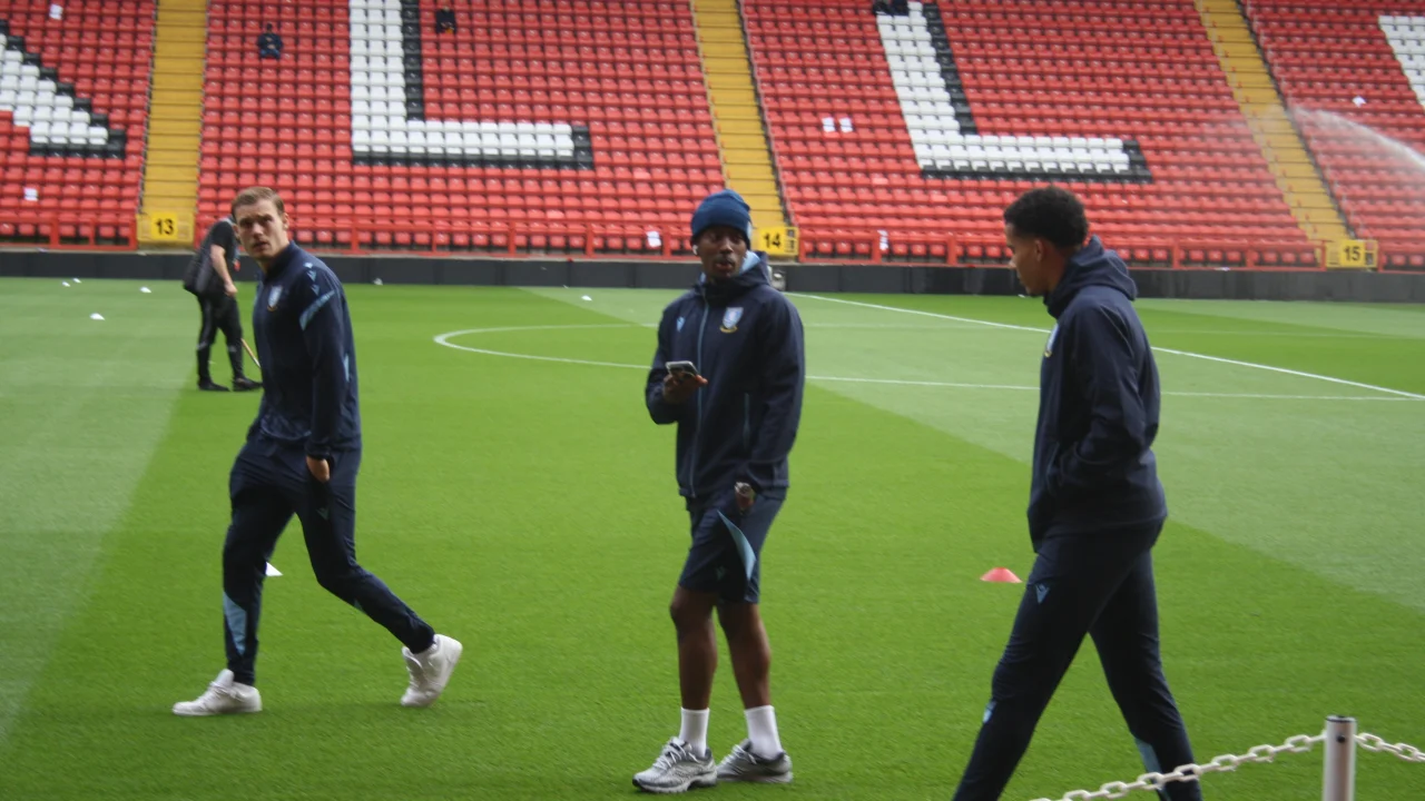 Jamal Lowe, delantero de Sheffield Wednesday, durante un partido de la League One.