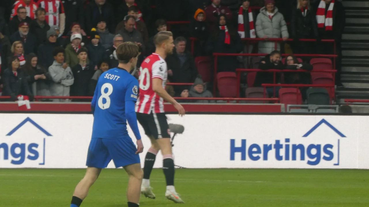 Finn Jeltsch, defensor del Stuttgart, durante un partido de la Bundesliga.